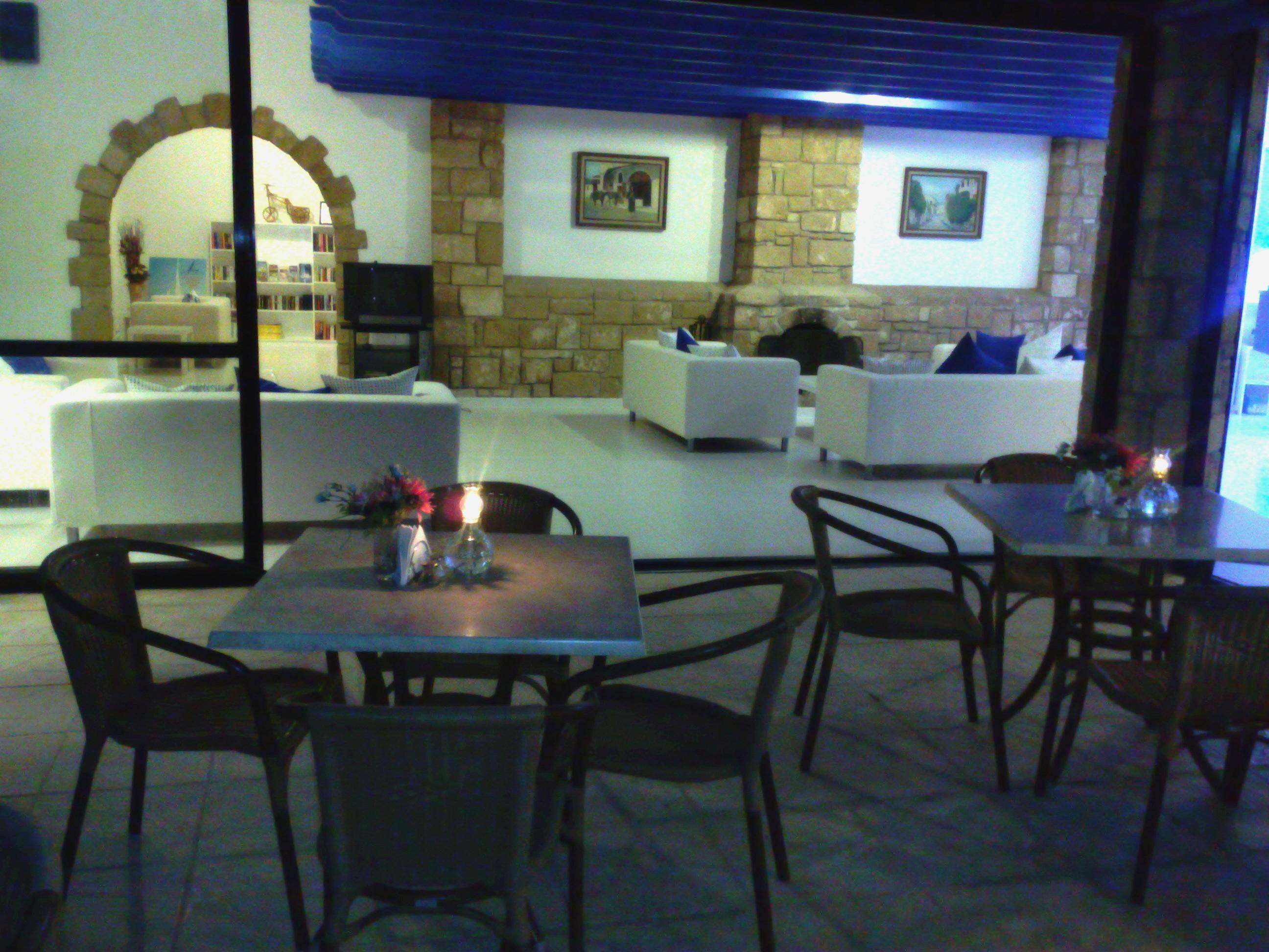 Hilltop Gardens Hotel Apartments Пафос Екстер'єр фото