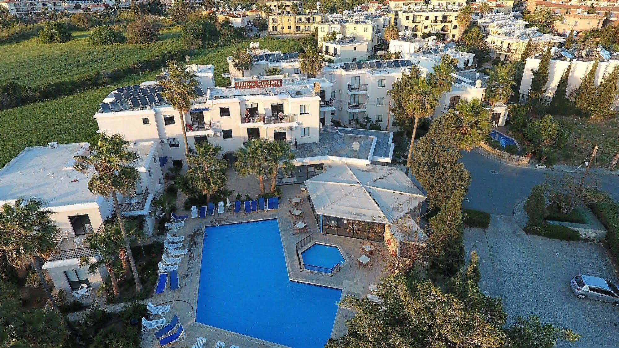 Hilltop Gardens Hotel Apartments Пафос Екстер'єр фото